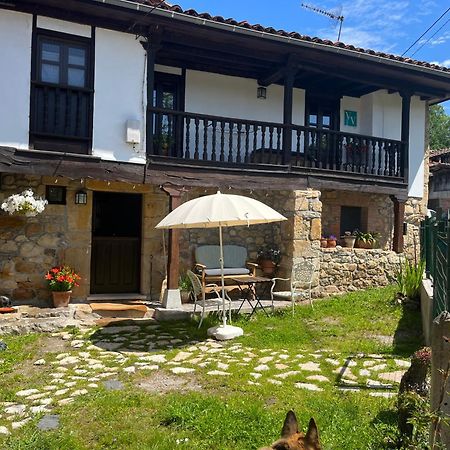 La Casina Del Corral Vila Onís Exterior foto