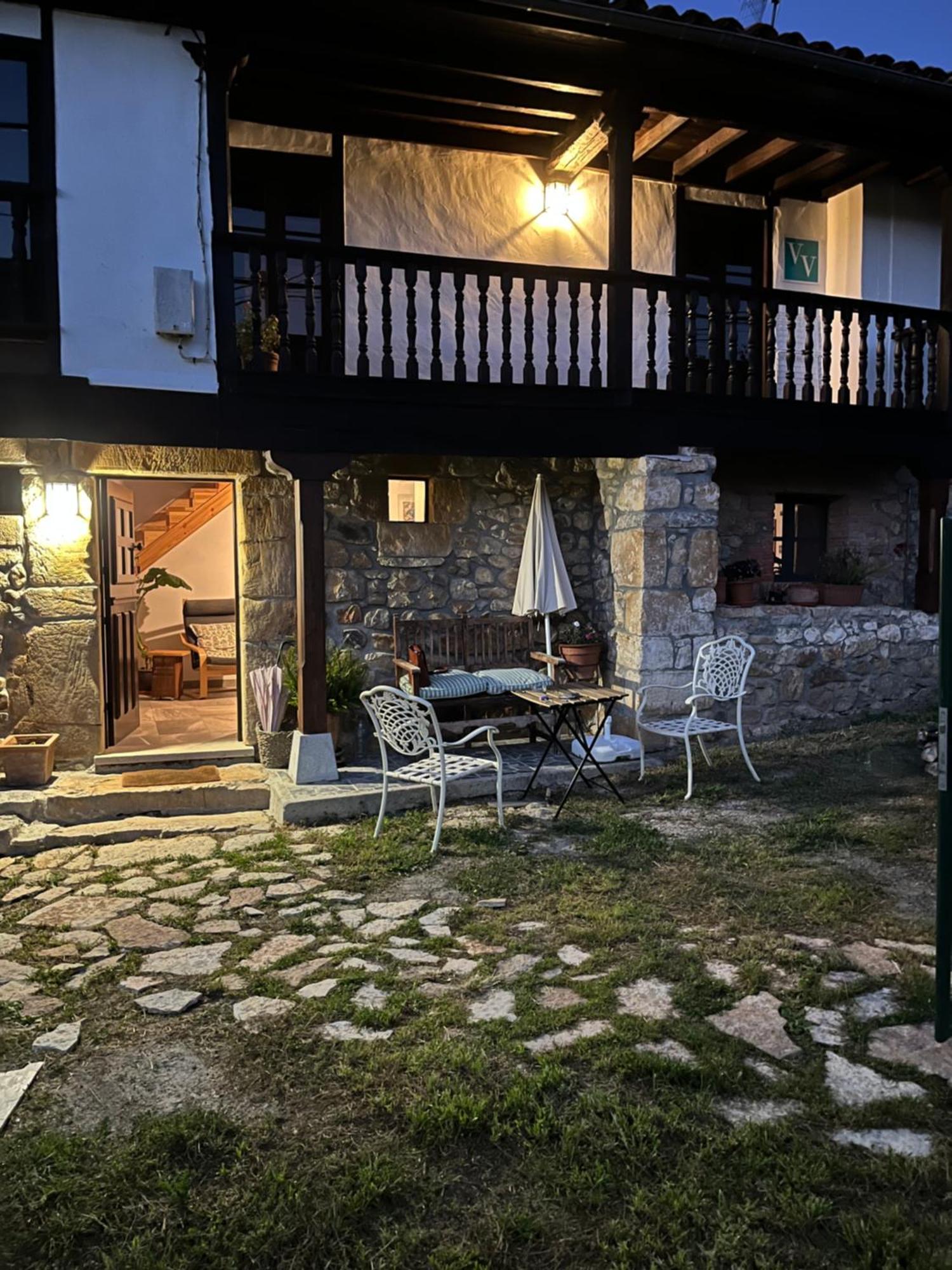 La Casina Del Corral Vila Onís Exterior foto